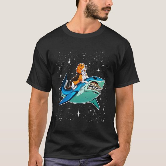 Beagle Riding Shark Jawsome Dog Space Galaxy T-shirt (Voorkant)