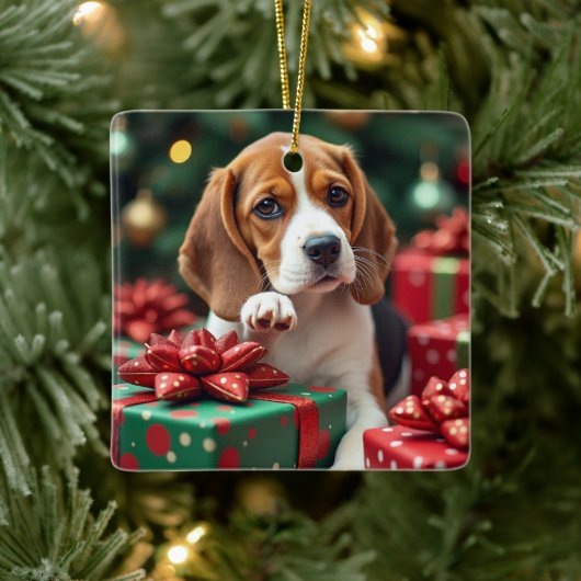 Beagle Wrapping Gifts Christmas Painting Keramisch Ornament (Boom)