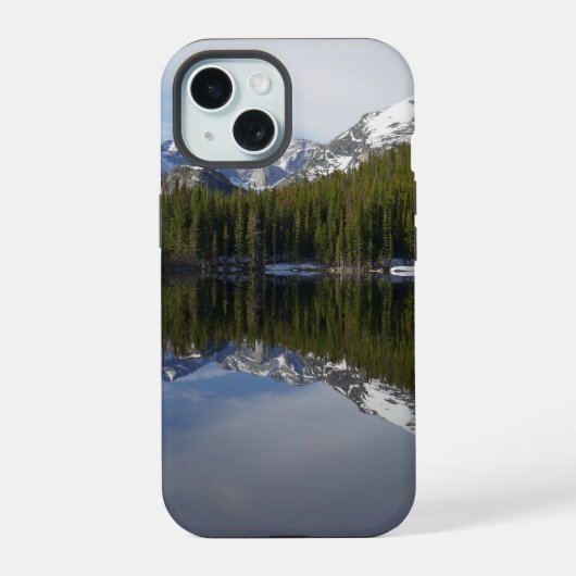 Bear Lake-weerkaatsing II iPhone 15 Case (Achterkant)