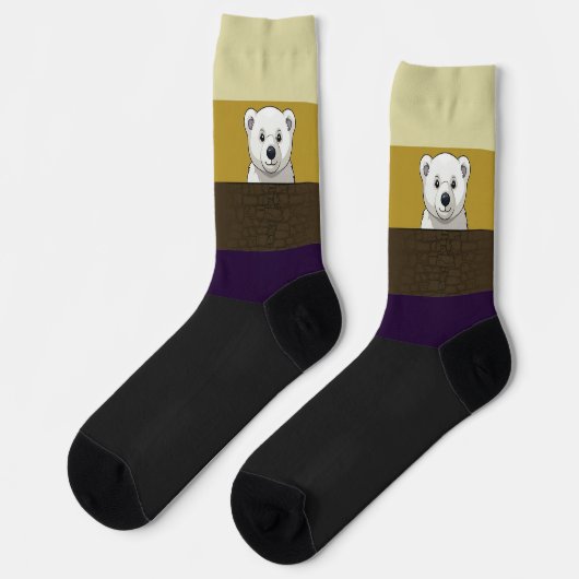 Bear looking over wall, Golden Brown Sokken (Links)