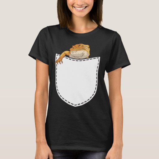Beard Dragon in Artificial Chest Pocket Reptile Li T-shirt (Voorkant)