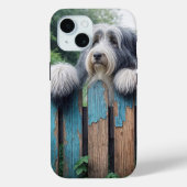 Bearded Collie gluren over oude hek Case-Mate iPhone Case (Achterkant)