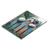 Bearded Collie gluren over oude hek Notitieboek (Linkerzijde)