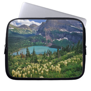 Beargrass boven Grinnell Lake in de Many Laptop Sleeve