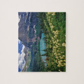 Beargrass boven Grinnell Lake in de Many Legpuzzel (Verticaal)