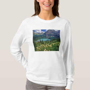 Beargrass boven Grinnell Lake in de Many T-shirt