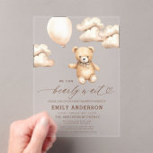 Bearly Wait Beige Genderneutraal Baby shower Acryl Uitnodigingen (Insitu (Draagbaar))