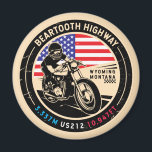 Beartooth Highway All American Road Motorcycle Magneet<br><div class="desc">Beartooth Highway,  gemaakt in een ,  legendarisch embleem. Het is een beroemde All-American Road die gevonden wordt in Wyoming en Montana.</div>