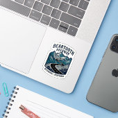 Beartooth Highway op maat gesneden vinyl sticker (Laptop met iPhone)