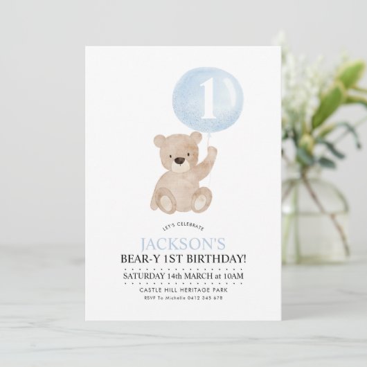 Beary 1st Birthday Beer Blue Balloon Uitnodiging (Staand voorkant)