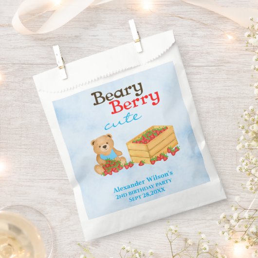 Beary Berry Schattige Cub Aardbei Boy Verjaardagsf Bedankzakje (Geknipt)