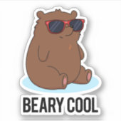 Beary Cool Funny Brown Beer Pun Sticker (Voorkant)