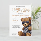 Beary Cool Teddy Bear Jongen 1e Verjaardagsfeestje Kaart (Staand voorkant)