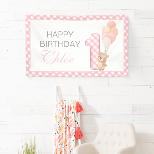 Beary Eerste Teddy Bear Meisje Gingham Verjaardags Spandoek (Insitu)