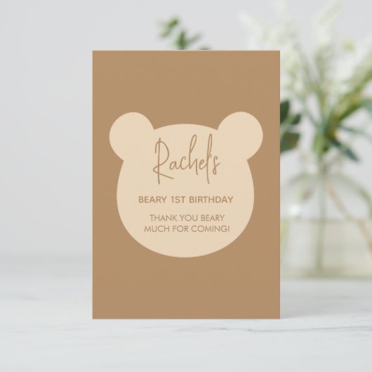 Beary Eerste Verjaardag Dank u kaart (Staand voorkant)