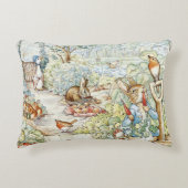 Beatrix Potter Storybook Characters Garden Accent Kussen (Voorkant)