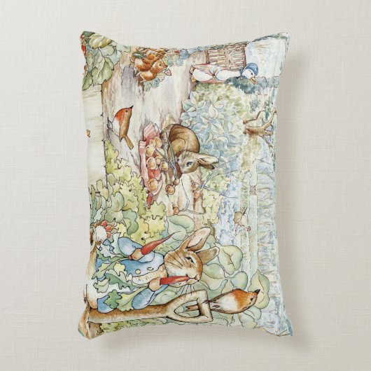 Beatrix Potter Storybook Characters Garden Accent Kussen (Voorkant(Verticaal))