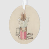  Beatrix Potter Tailor of Gloucester Mouse Ornament (voorkant)