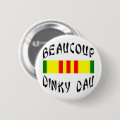 Beaucoup Dinky Dau Vietnam Ronde Button 5,7 Cm (Voorkant /achterkant)