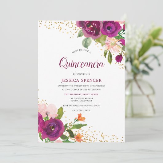Beauful Burgundy Pink Floral Quinceanera Invite Kaart (Staand voorkant)