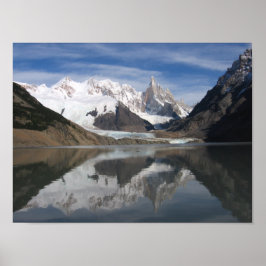 Beauful Cerro Torre , Patagonia, Uitzicht van de b Poster