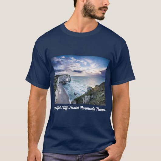 Beauful Cliffs Etratat Normandy Frankrijk T-shirt (Voorkant)