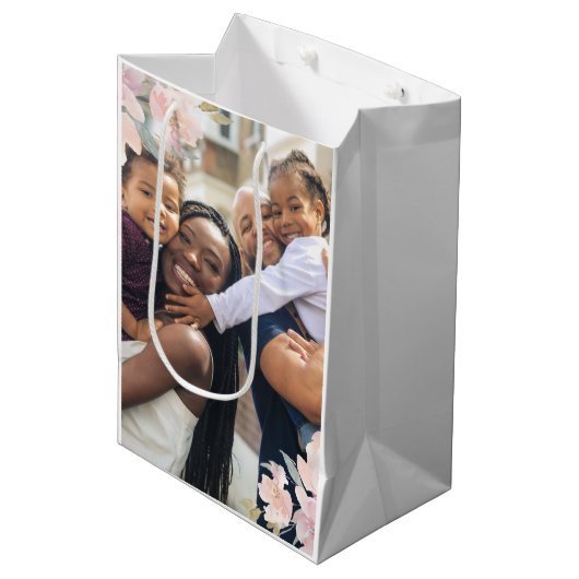 Beauful Pink Floral Foto Moederdag Medium Cadeauzakje (Voorkant Gekanteld)