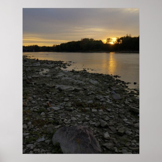 Beauful River Sunrise Poster (Voorkant)