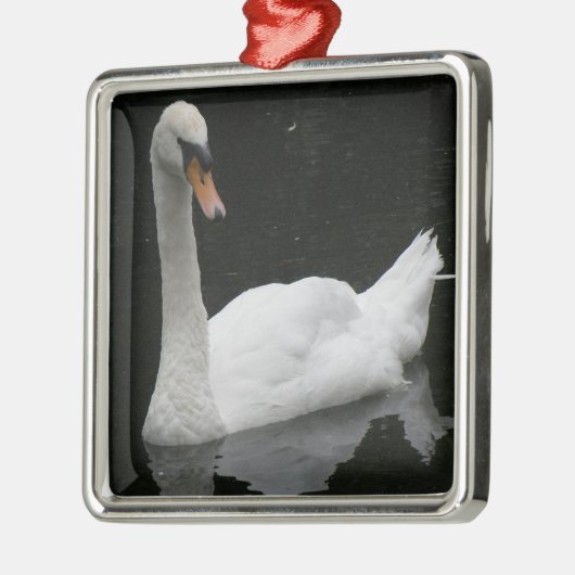 Beauful White Swan Ornament (Links)