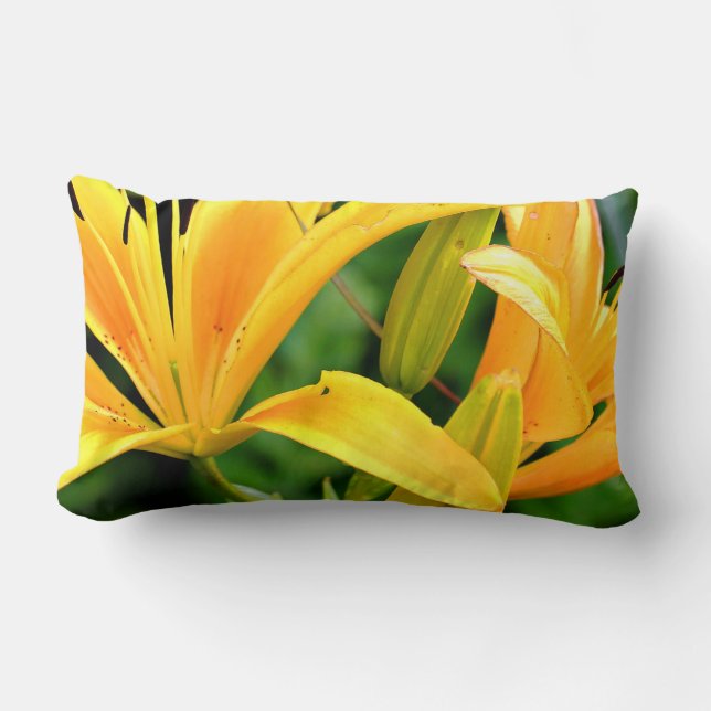 Beauful Yellow Lily Kussen (Voorkant)