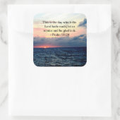 BEAUTIEF PSALM 118:24 SUNRISE OVER DE OCEAAN VIERKANTE STICKER (Tas)