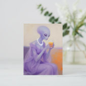 Beautiful Alien Lady in Purple With Orange Juice Briefkaart (Staand voorkant)