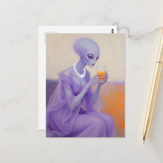 Beautiful Alien Lady in Purple With Orange Juice Briefkaart (Voorkant / Achterkant in situ)