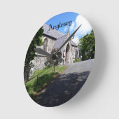 Beautiful church clock ronde klok (Hoek)