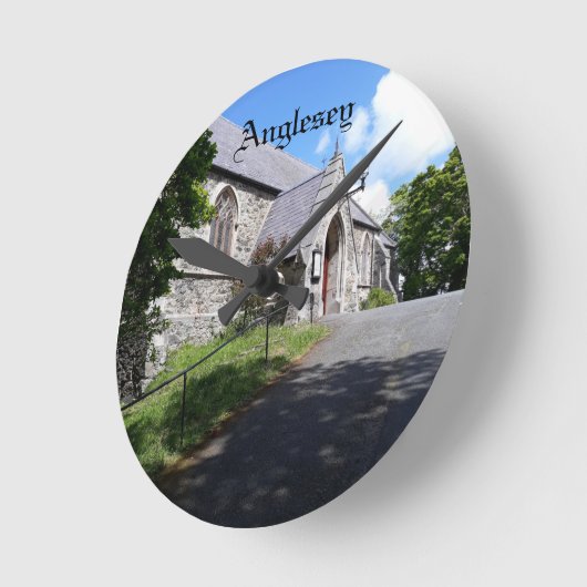 Beautiful church clock ronde klok (Hoek)