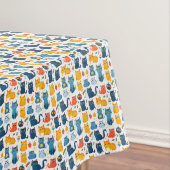 Beautiful kawaii cats, playing with toys white ba tafelkleed (Voorbeeld)