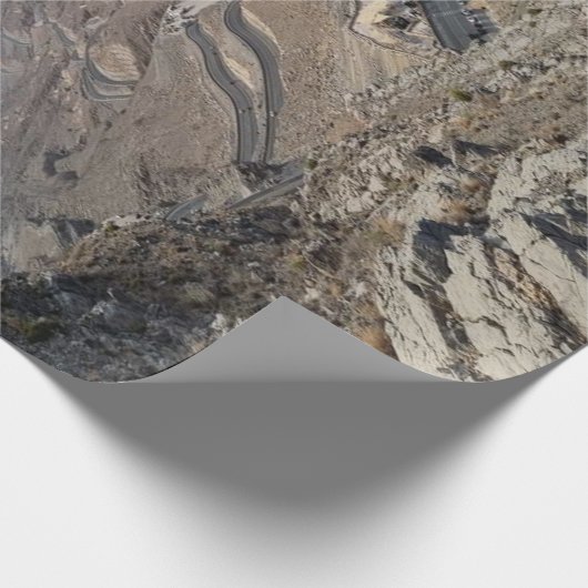 BEAUTIFUL MOUNTAIN LANDSCAPE. CADEAUPAPIER (Hoek)