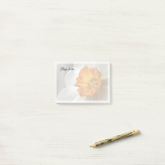 Beautiful Narcissus Bloom Macro Post-it® Notes (Op bureau)