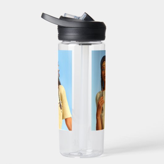 Beautiful Native American Woman Indigenous Outfit Waterfles (Rechts)