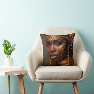 Beautiful Nubian Goddess in Gold Kussen