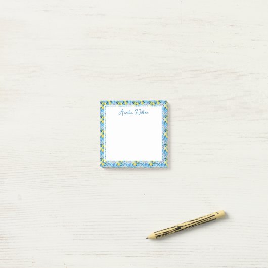 Beautiful Pattern of Vibrant Lemons Personalized Post-it® Notes (Op bureau)