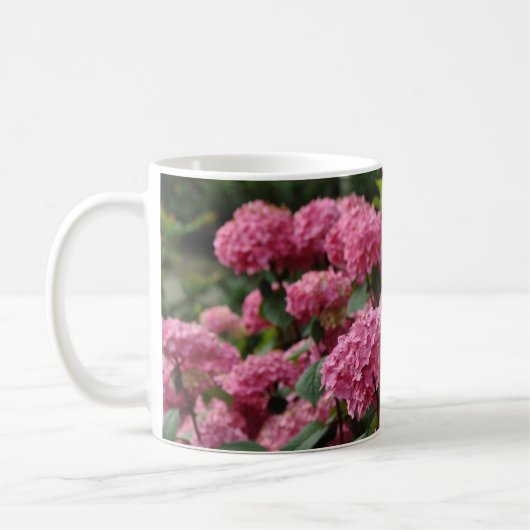 Beautiful pink hydrangea flowers koffiemok (Links)