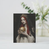 Beautiful Red Haired Woman With a Skull Briefkaart (Staand voorkant)