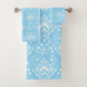 Beautiful sky blue and white floral pattern bad handdoek (Insitu)