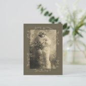 Beautiful Victorian Lady with cut flowers Briefkaart (Staand voorkant)