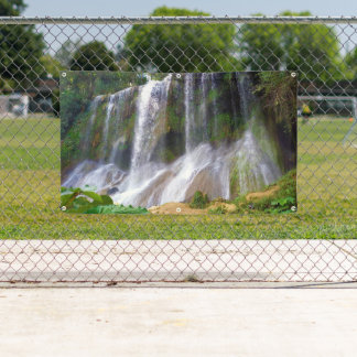 Beautiful waterfall in Cuba.  Spandoek