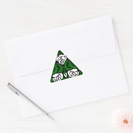 BEAUTIFUL WHITE ROSES TRIANGLE STICKER (Envelop)