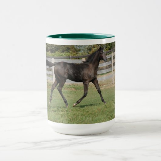 Beautifull Horse Prancing in een veld Mok (Midden)