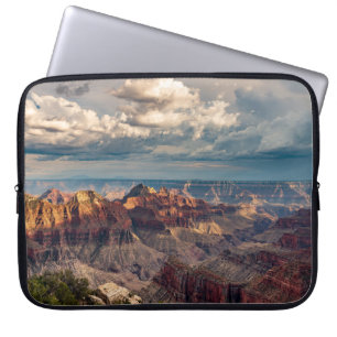 BEAUTIUL MOUTAIN LANDSCAPE LAPTOP SLEEVE