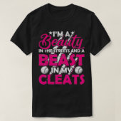 Beauty Beast in Mijn Cleats Softball Player T-shirt (Design voorkant)